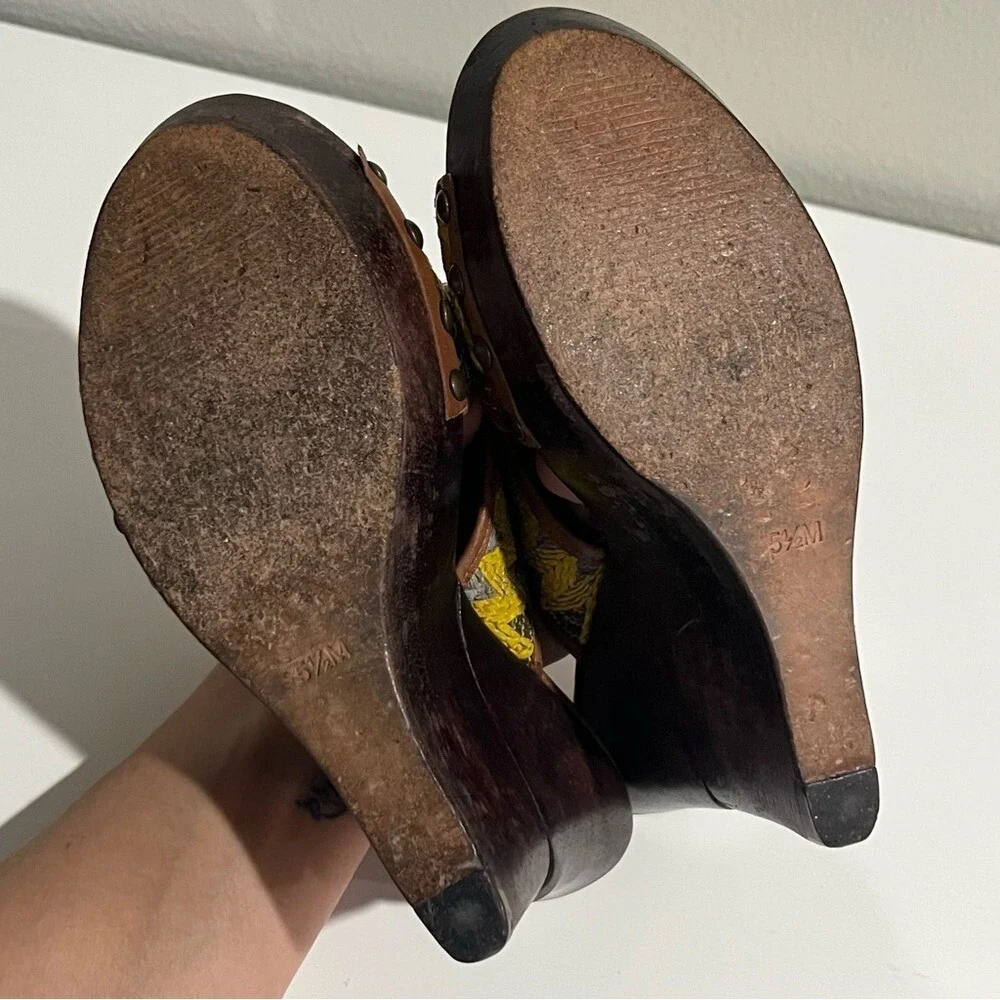 Diane Von Furstenberg Yellow‎ Woven Strap Platform Wood Wedge Sandals Sz 5.5
